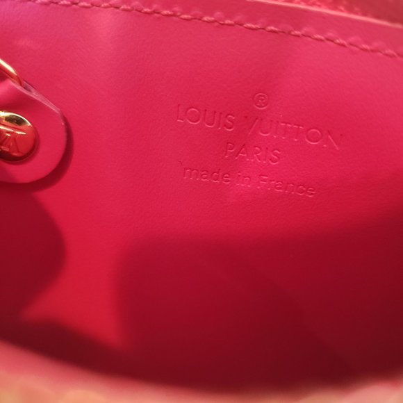 SOLD NEW Louis Vuitton Valentines Key Pouch in Ver - Picture 5 of 6